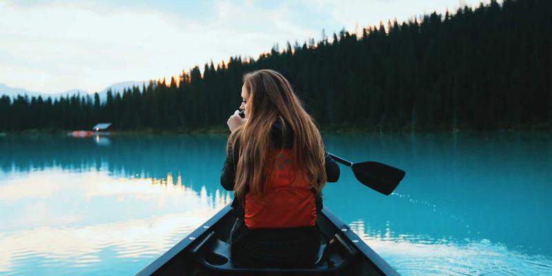 禅意旅行新境界：ITTA旅游如何用预测算法化解航班延误与酒店超售风险